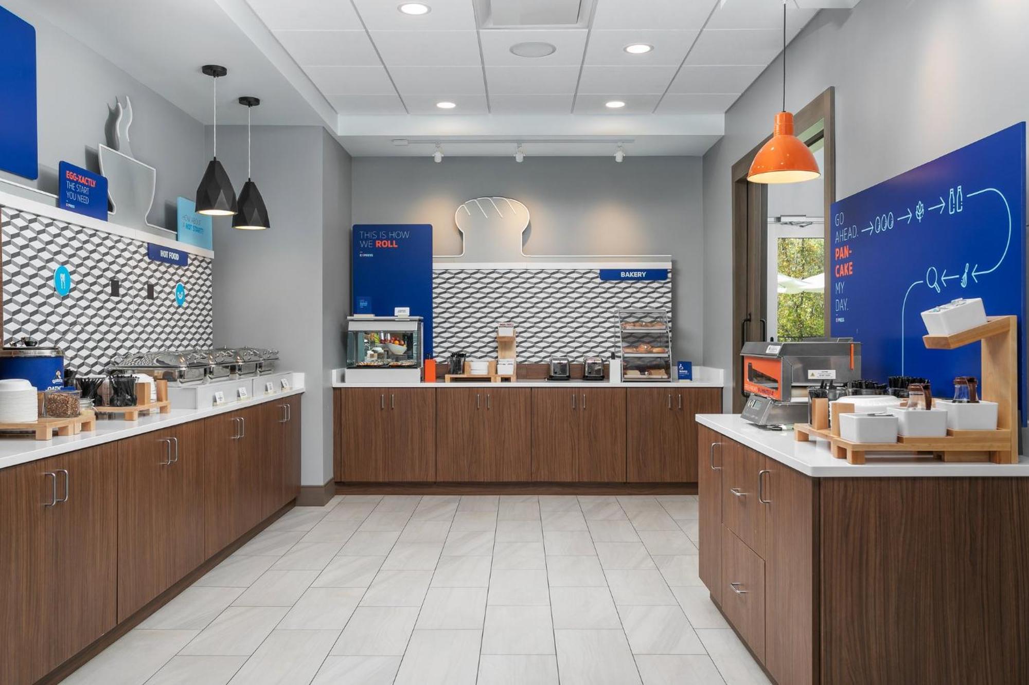 Holiday Inn Express Chattanooga - Hamilton Place מראה חיצוני תמונה